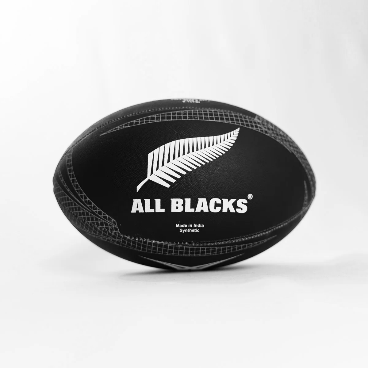 Pelota de rugby Gilbert All Blacks Supporter Ball Nº5 - Image 3